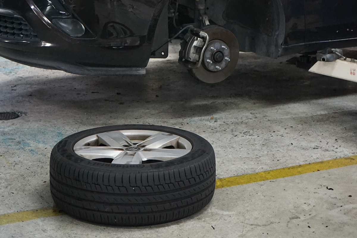 affordable brake pad lining replacement car workshop services.