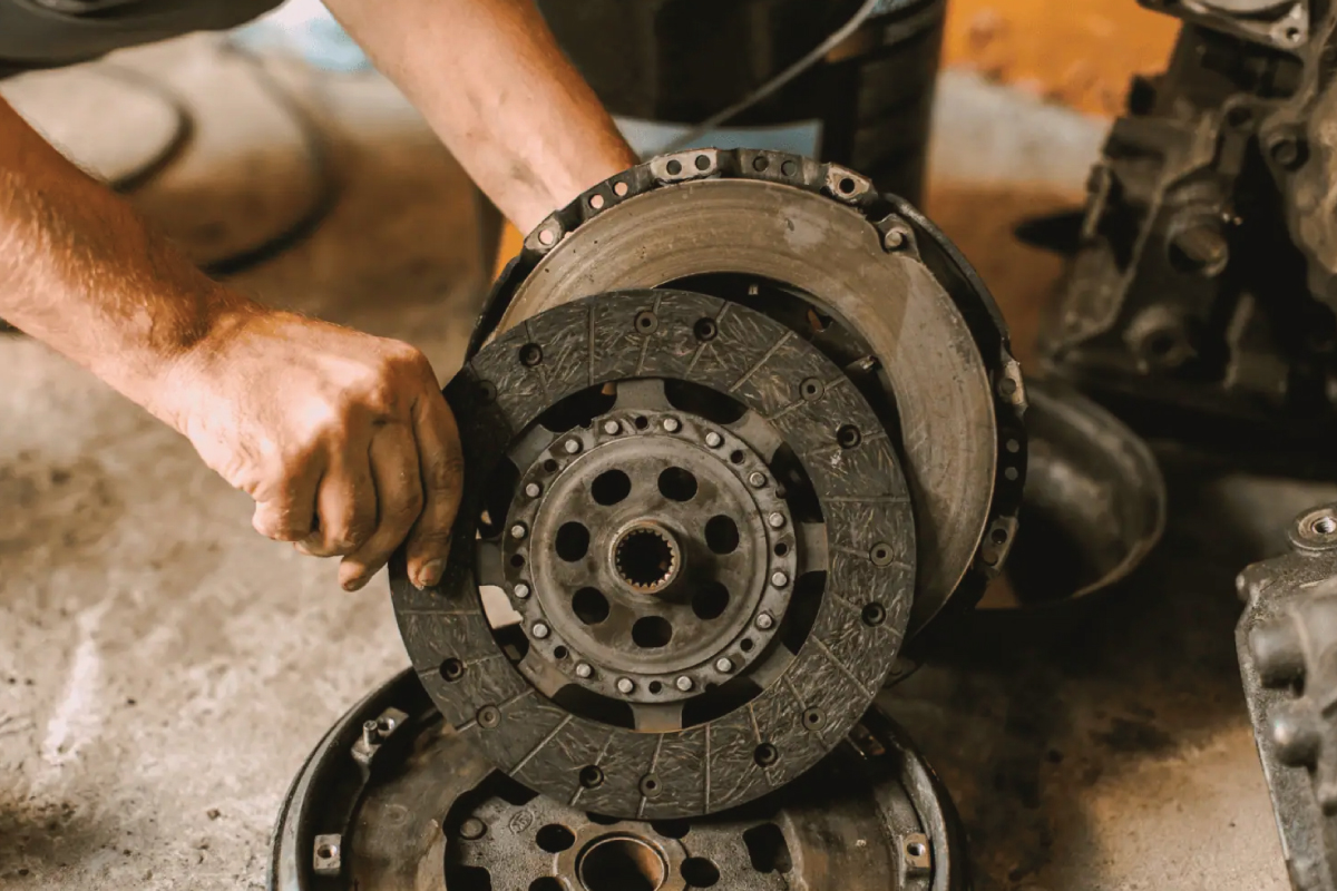 affordable car clutch cable replacement service.